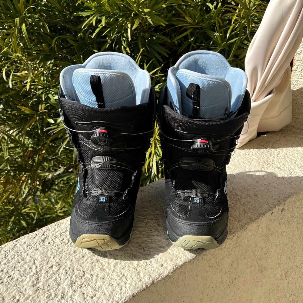 Women’s DC Snowboarding Boots w/ Boa